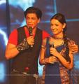 Khushi and Shahrukh Khan - iss-pyar-ko-kya-naam-doon photo