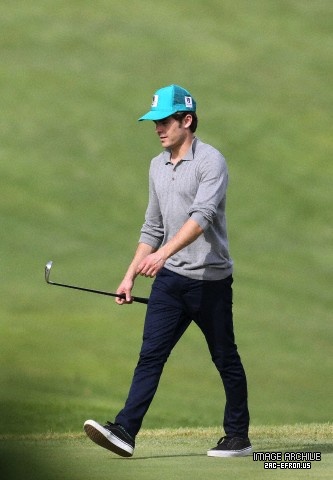 Zac Efron - Playing Golf In Sydney 2012