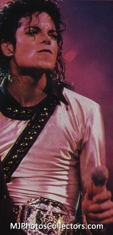  Bad tour sexiness