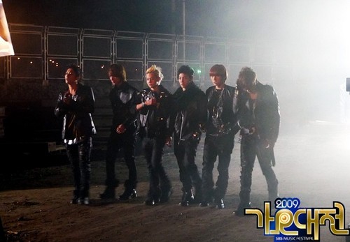  Beast and MBLAQ Special Stage for SBS Gayo Daejun