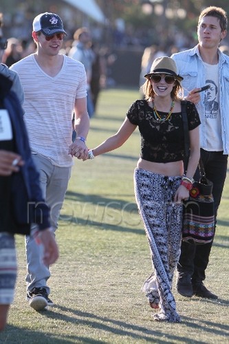 Chord and Emma at Coachella, 14 April 2012