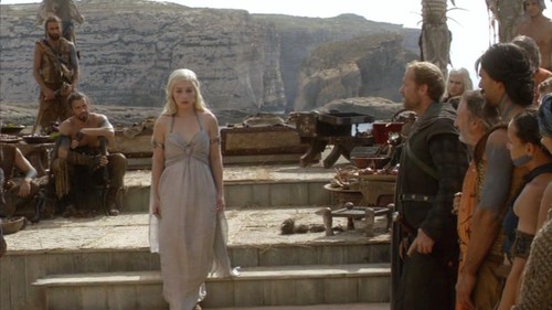 Daenerys and Jorah with Dothraki