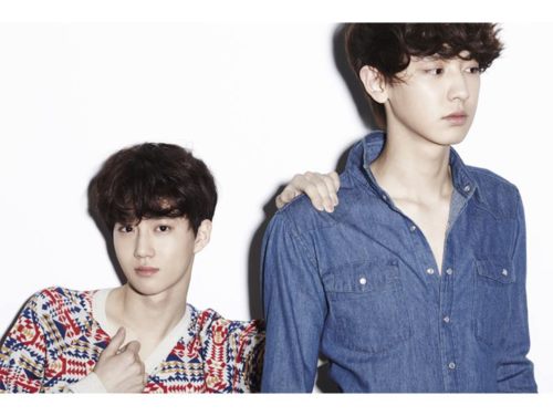 EXO-K and EXO-M "MAMA" album cover photos