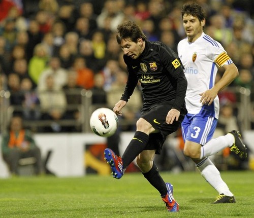  Lionel Messi: Real Zaragoza (1) v FC Barcelona (4)