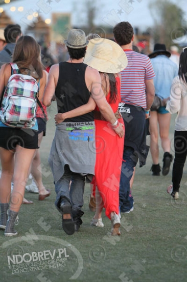 More Nina and Ian at Coachella! - ian-somerhalder-and-nina-dobrev photo