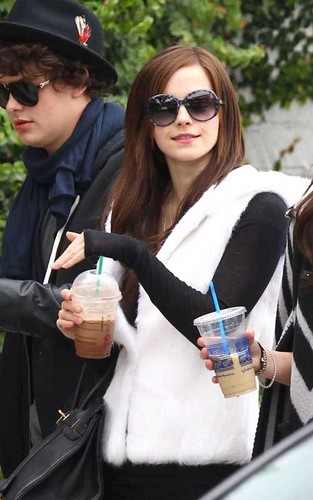  On the Set of The Bling Ring - April 11, 2012