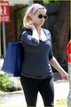Reese Witherspoon: Baby Bump At the Gym - reese-witherspoon photo