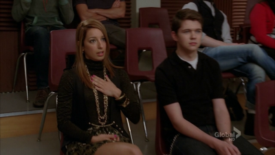  Screenshots from Glee "Big Brother"