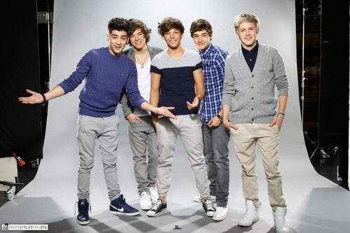  1D Saturday Night Live photoshoot outtakes! ღ