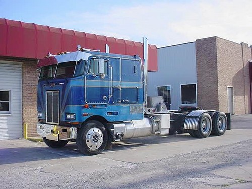 Cabover Pete's