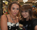 Miley With Fan - miley-cyrus photo