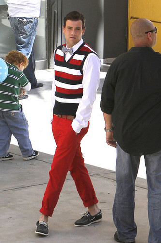 Puck dresses up as Blaine