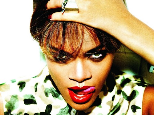  Rihanna-Wallpaper