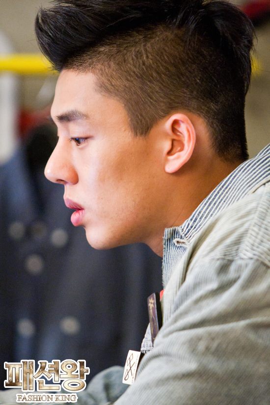 Yoo Ah In as Kang Young Geol - Fashion King (패션왕) Photo (30571055) - Fanpop - Page 9