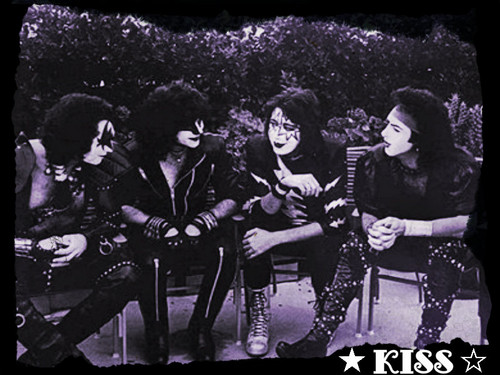  ☆ 吻乐队（Kiss） ☆