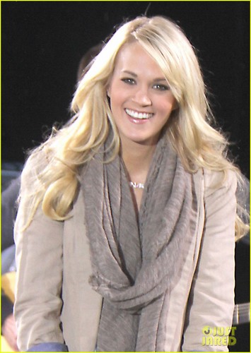  Carrie Underwood: 'Blown Away' Fall Tour Dates Announced!