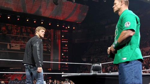  Edge returns to Raw
