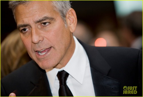 George Clooney - White House Correspondents' chajio, chakula cha jioni 2012