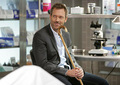 House M.D. - dr-gregory-house photo