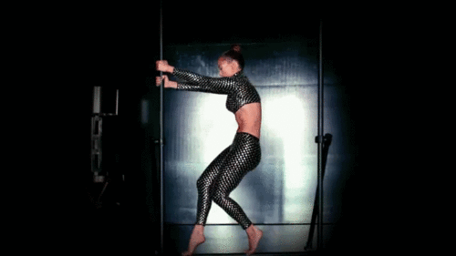  Jennifer Lopez in 'Dance Again' musique video