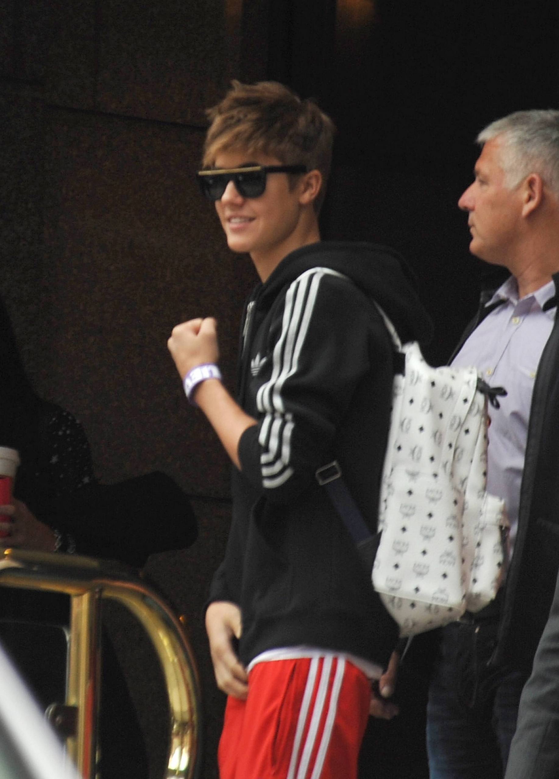 Justin Bieber in London 2012 - Justin Bieber Photo (30628716) - Fanpop