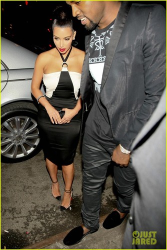  Kim Kardashian & Kanye West: datum Night in NYC!