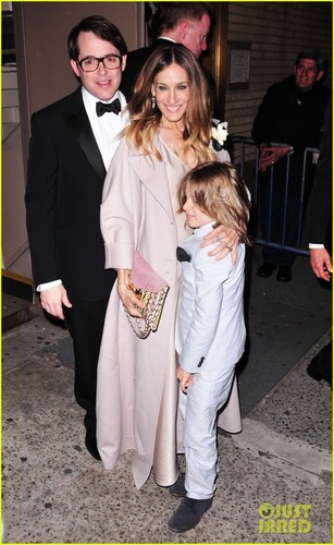  Sarah Jessica Parker: 'Nice Work' Opening with the Family!