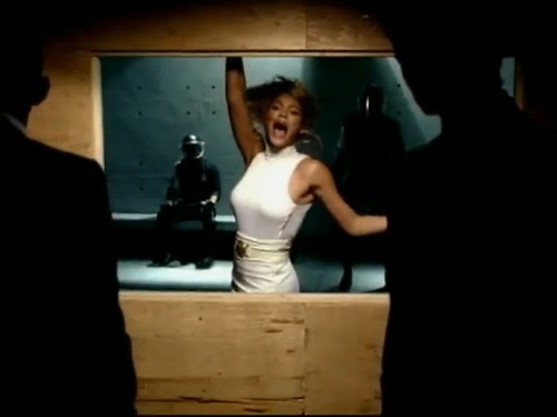  Beyoncé - Ring The Alarm (Screencaps)