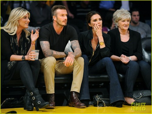 David & Victoria Beckham: Lakers Lovers!