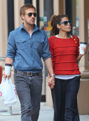  Eva - and Ryan papera, gosling Together in NYC, May 10, 2012