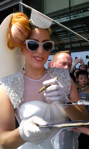  Gaga Leaving the Ritz Carlton in Hong Kong (May 8)