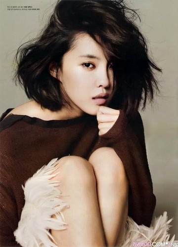 Hyomin For HIGH CUT October 2011 Issue 