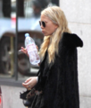 Mary-Kate - Out and about in Soho, November 30, 2011 - mary-kate-and-ashley-olsen photo