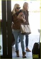 Reese Witherspoon Walks the Dogs Before Leaving L.A. - reese-witherspoon photo