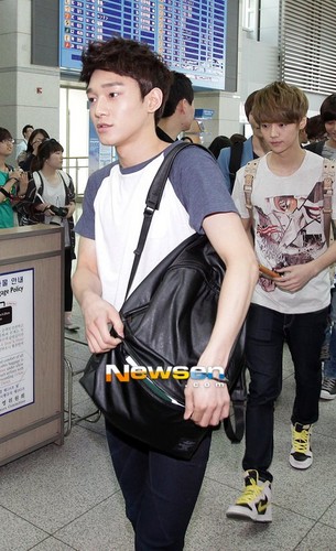 120518 exo at Incheon Airport
