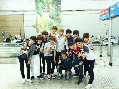 120518 EXO at Incheon Airport 