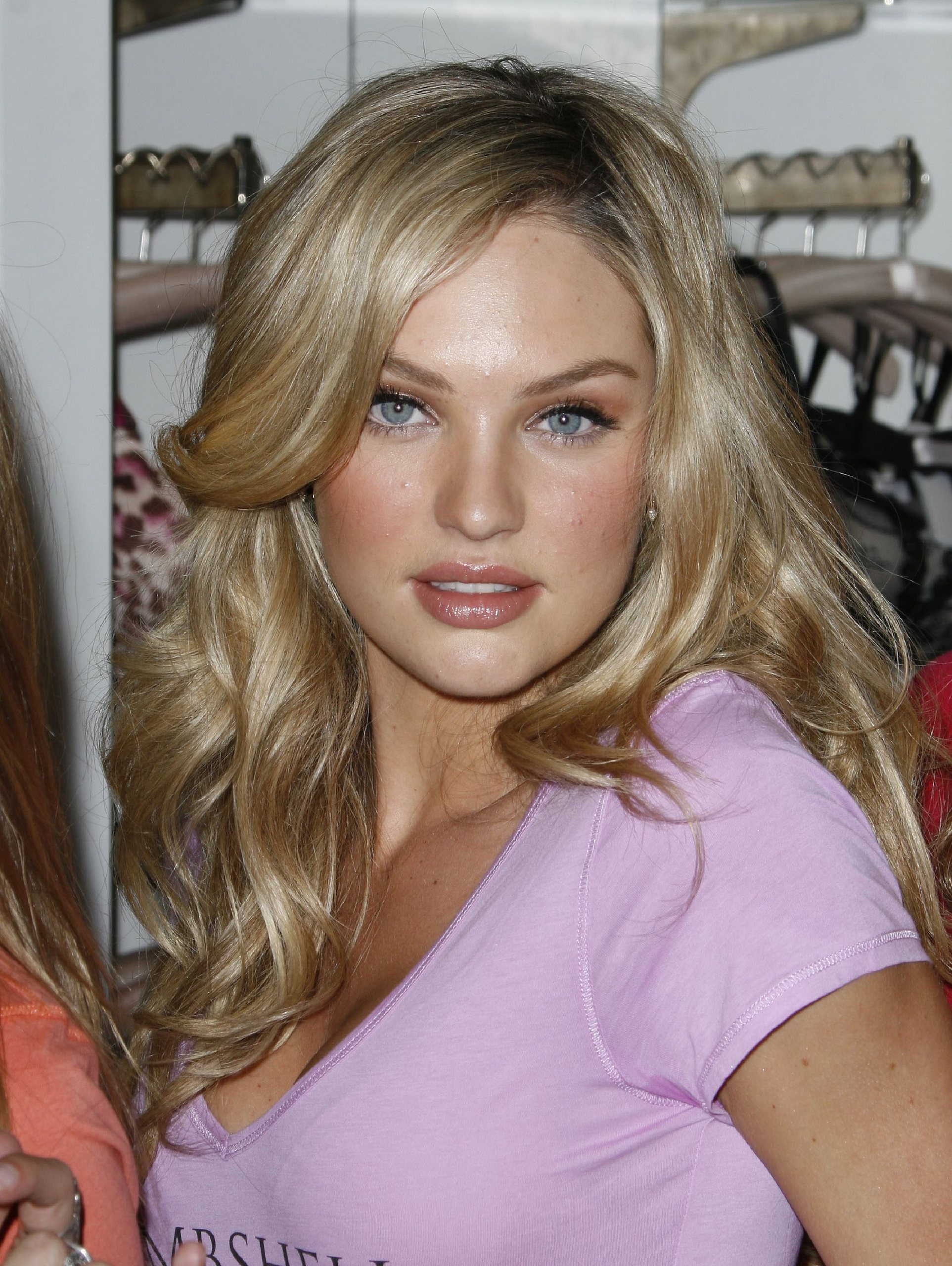 Candice Swanepoel Images on Fanpop.