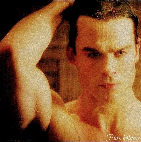  Damon's hotness.