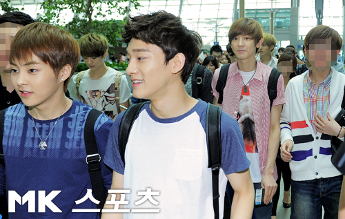 EXO-M & EXO-K at Incheon International Airport