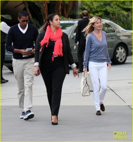 Ellen Pompeo: Lakers Game with Chris Ivery!