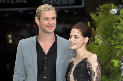 Premiere of 'Snow White and the Huntsman' in London
