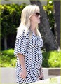 Reese Witherspoon: Brentwood School Pick-Up! - reese-witherspoon photo