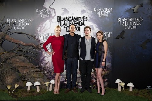  Snow White And The Huntsman Madrid Photocall