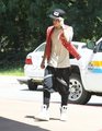 justin and his pants in LA today, 2012 - justin-bieber photo