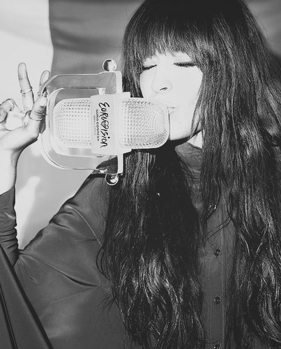Loreen with her Eurovision trophy
