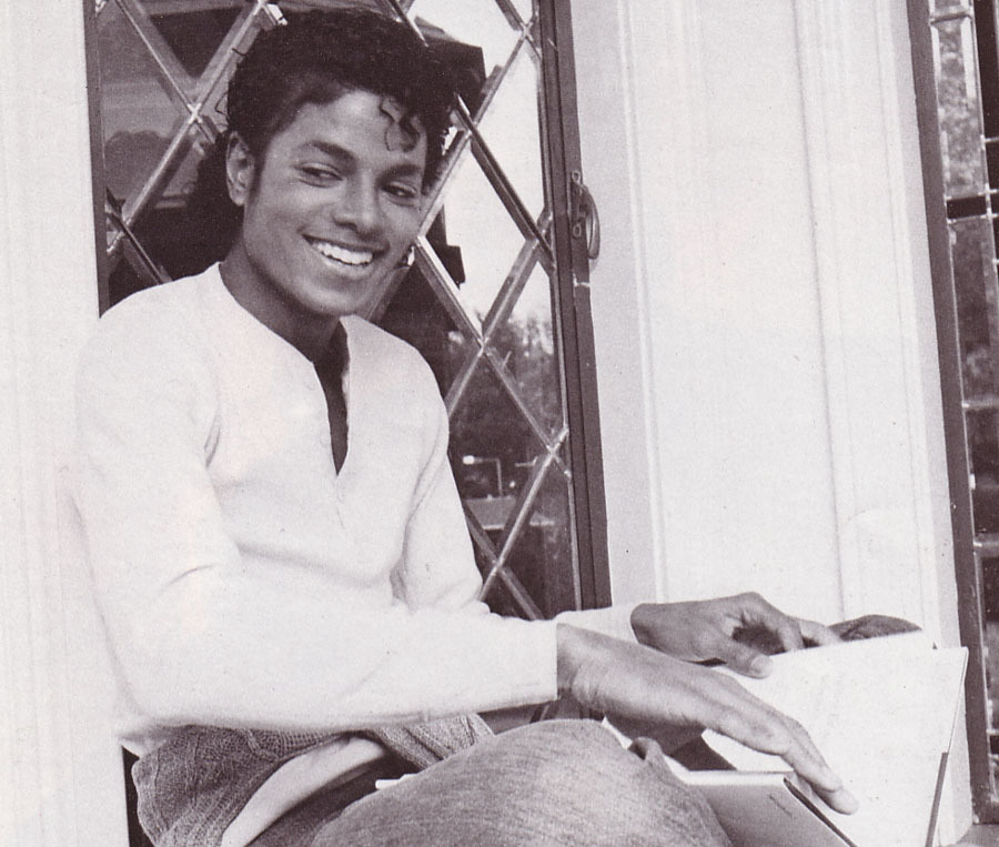 Michael-Jackson-michael58-30948350-900-763.jpg