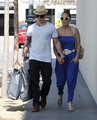 Shopping at The Grove in Los Angeles [20 May 2012] - jennifer-lopez photo
