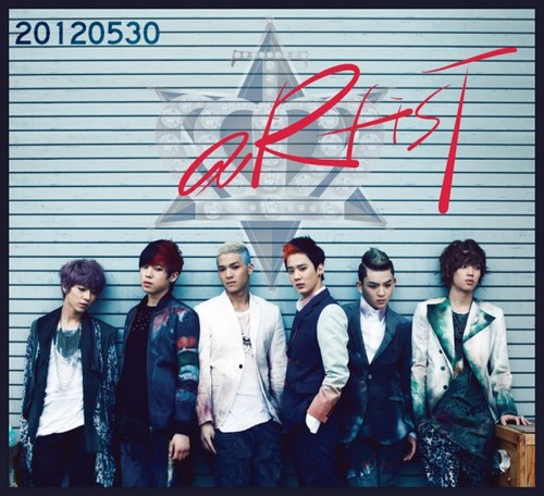 TEEN puncak, atas - third mini album ‘Artist‘