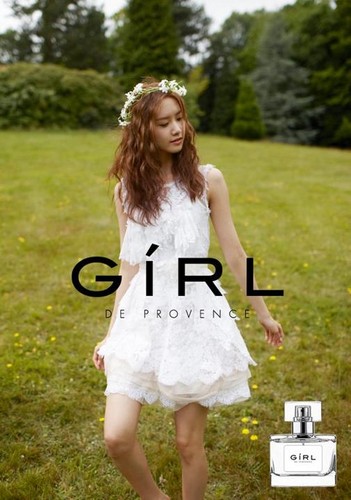  "Girl De Provence Yoona"