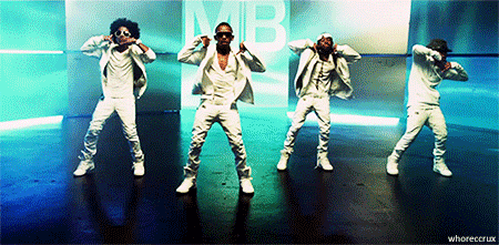  I always look at this part of the video over and over again soooo I made a gif of it :L